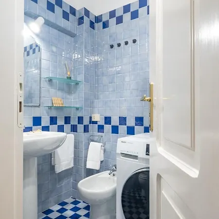 Апартаменты Centro 12 People And Terrace Over 170 Mq *