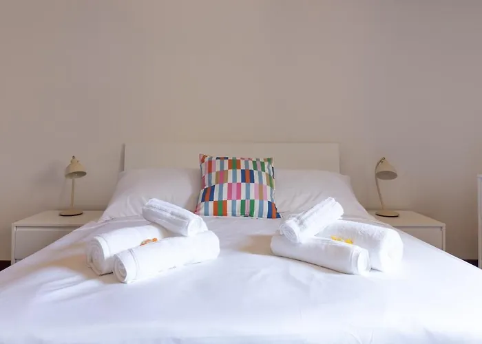 Апартаменты Centro 12 People And Terrace Over 170 Mq