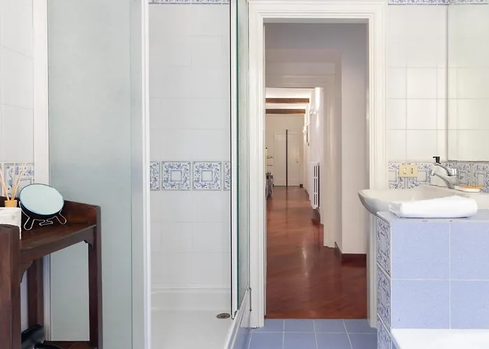 Centro 12 People And Terrace Over 170 Mq Апартаменты Болонья