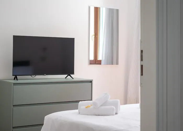 Centro 12 People And Terrace Over 170 Mq *